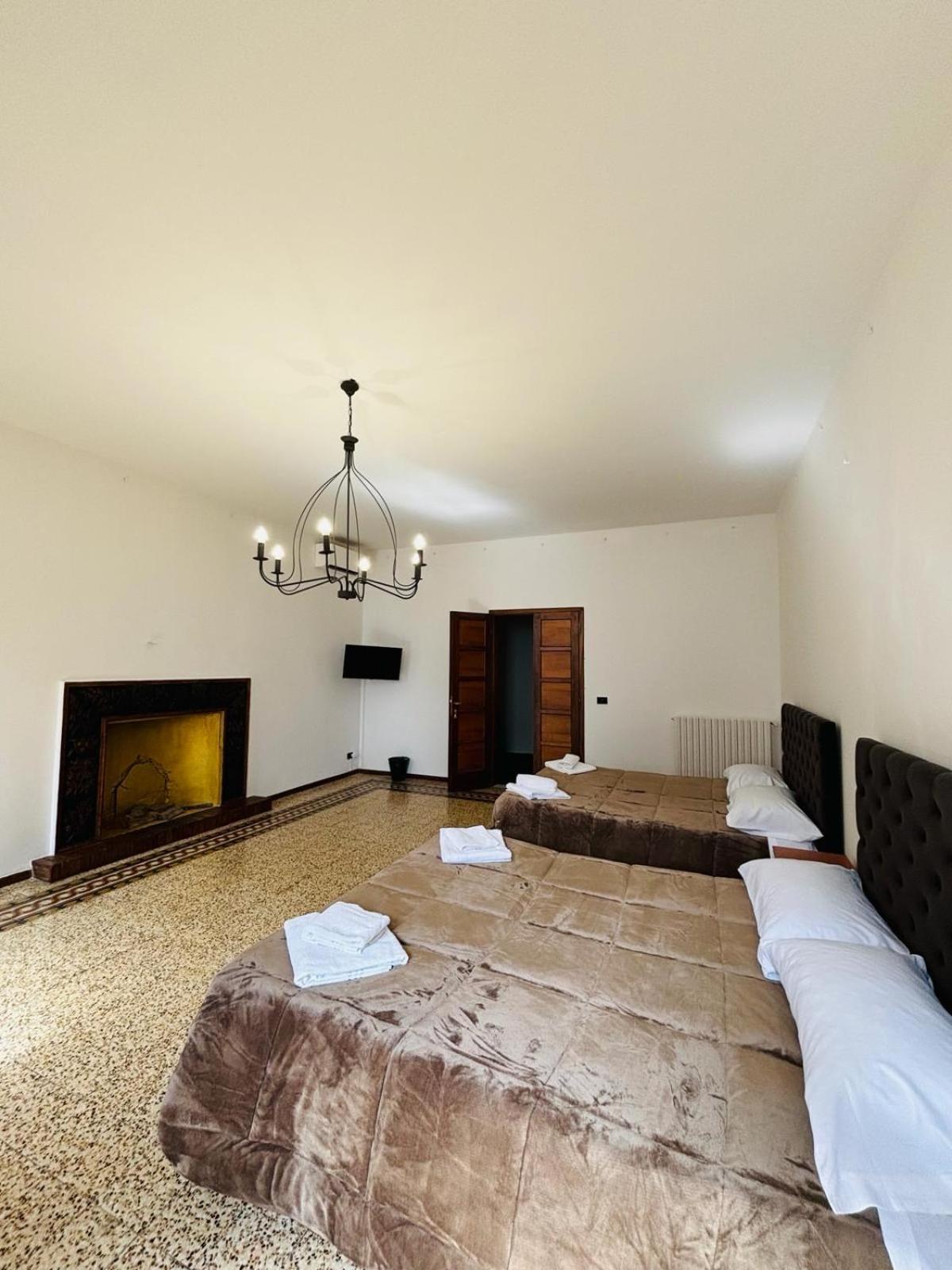 Best Bnb Albizi Firenze Eksteriør billede